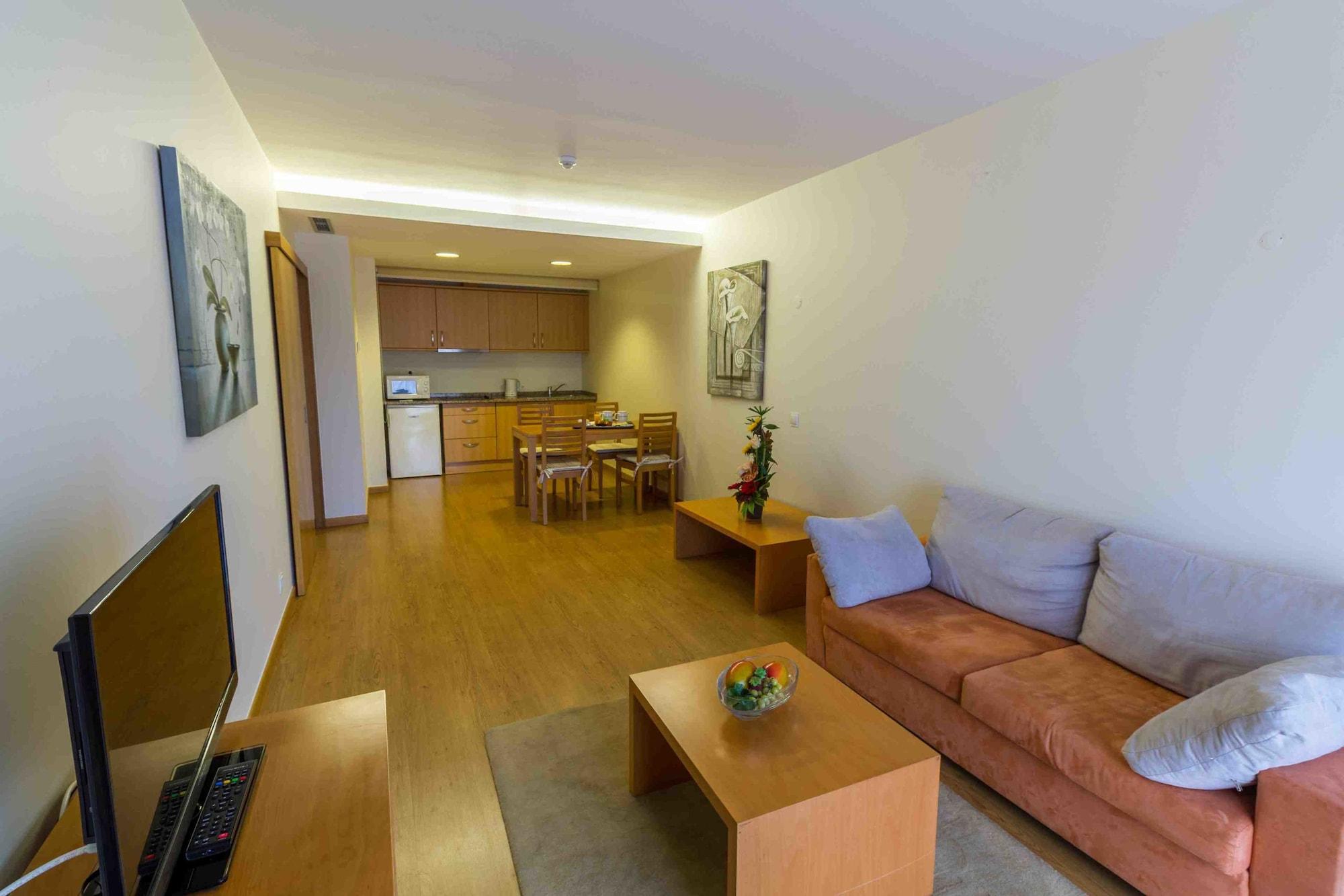 Eurosol Residence Hotel Apartamento Лейрія Екстер'єр фото