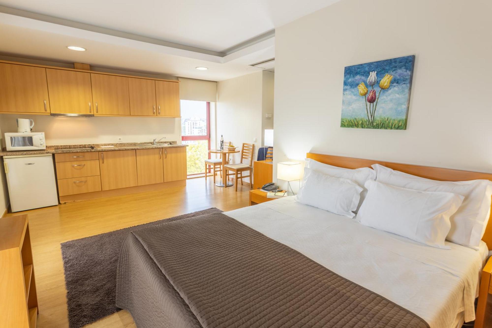 Eurosol Residence Hotel Apartamento Лейрія Екстер'єр фото