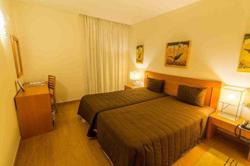 Eurosol Residence Hotel Apartamento Лейрія Екстер'єр фото